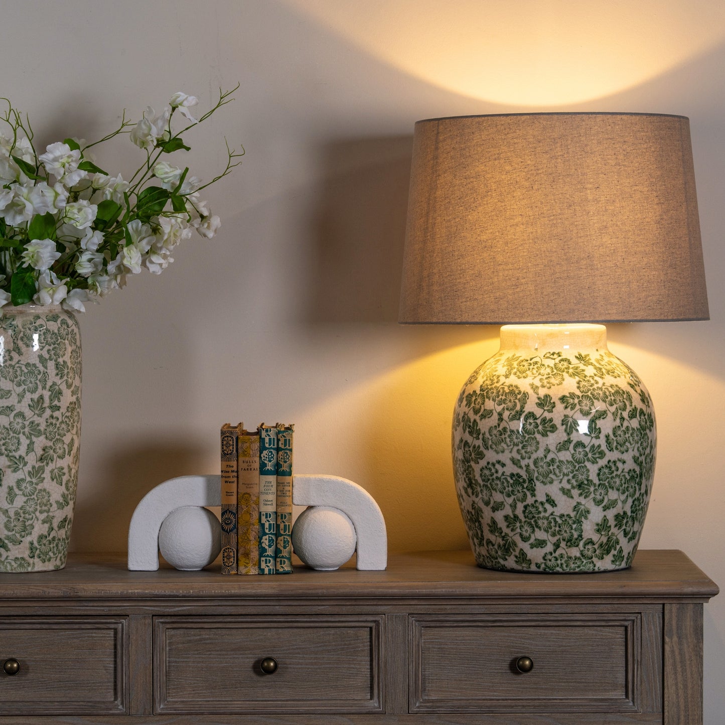 Green Clover Ceramic Pot Lamp